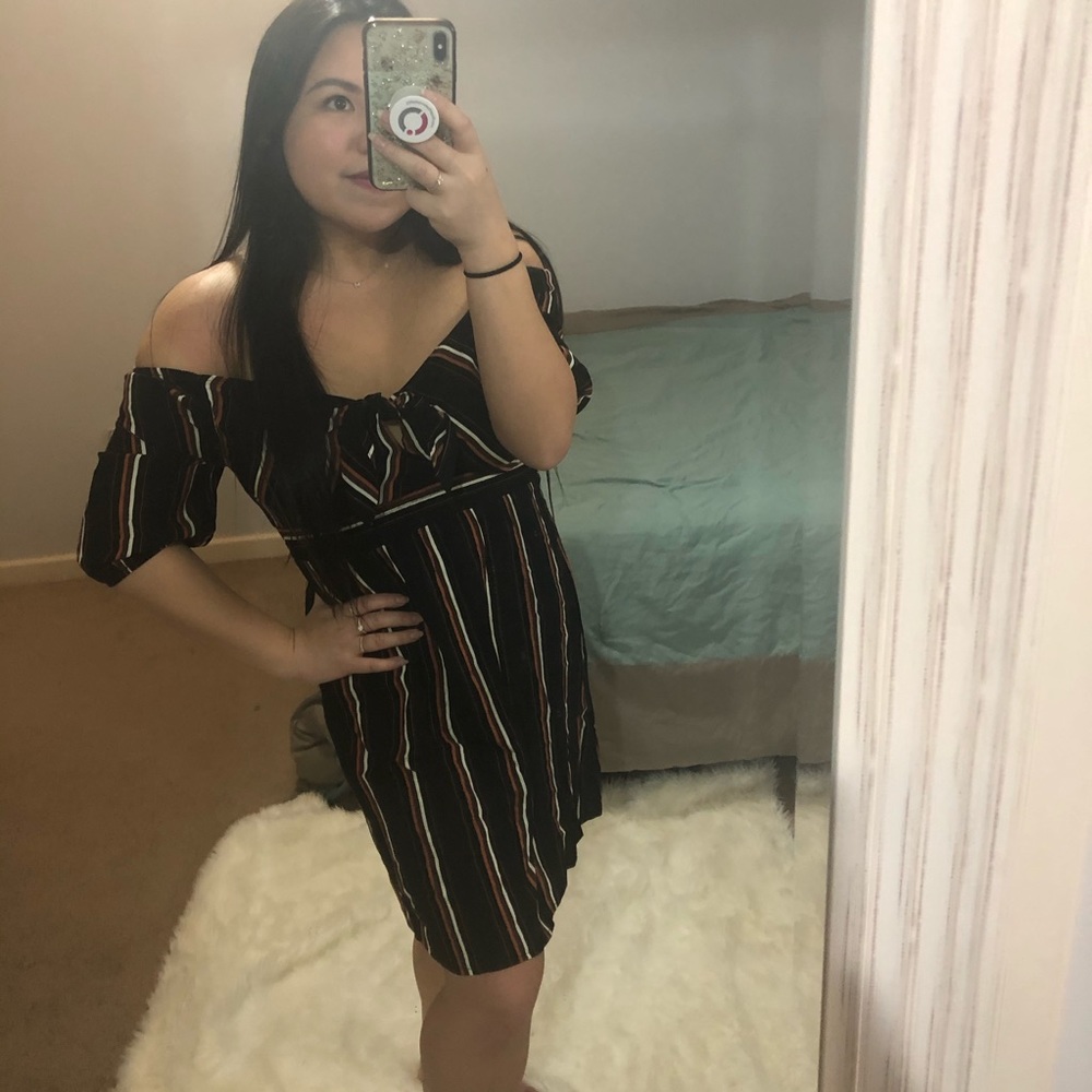 Xhilaration Sweetheart Neck Tie Front Dress